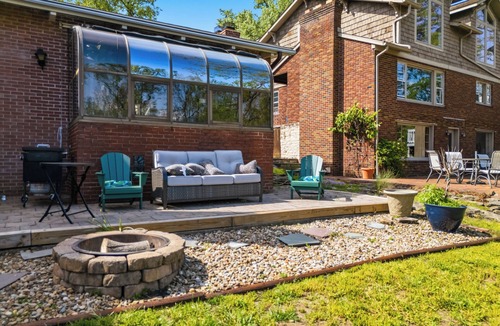 New Franklin House | Portage Lakes Getaway - 5 Bedroom Lakefront Home