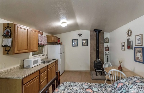 Glendale Cottage | Porter Place at Serenity Hills Zion