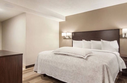 Erie House | Prime Location! Pet-Friendly Property, Free Parking