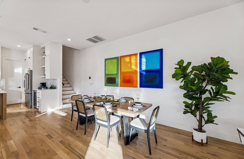Dallas House | Prime World Cup Access Sleeps 8 - 10 New Luxury Build