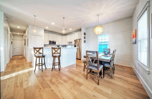 Leeward Sands House | Priv Pool & Yard w/Putting Green! | Newly Remodeled | Always Sunny by AvantStay