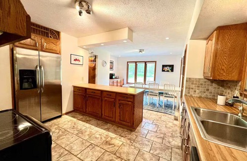 Westford House | Private 13-Acre Retreat - Pond, Kayaks, Fire Pit & Trails. Pet-friendly!
