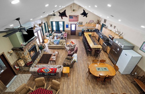 Penfield Cabin | Private 19 Acre Lodge w/fire pit in the Heart of Elk Country. Sleeps 24+