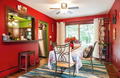 Grove City House | Private 5-Acre Lake: Pet-Friendly Grove City Home