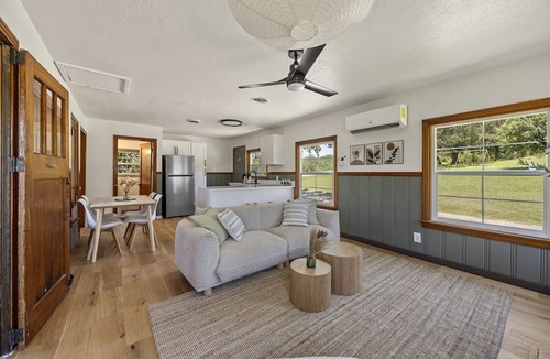 Madill Cabin | Private Cabin Getaway Surrounded by Nature in Madill, Oklahoma