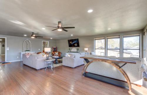 Tia Juana House | Private Dock: Grand Lake Family Home