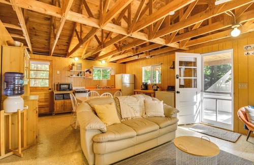 Sidney Cottage | Private Dock on Messalonskee Lake: Cozy Cottage!