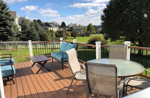 Park Forest Village Apartment | Private flat in beautiful neighborhood