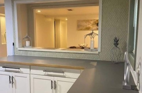 Warren House | Private house 1 bedroom 1 bath ground-floor