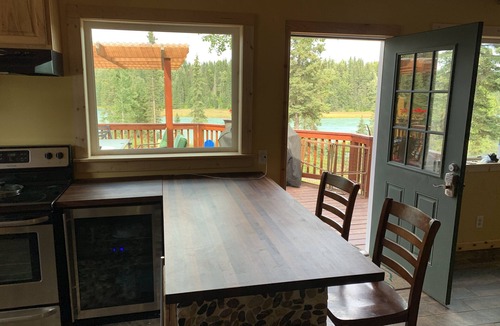 Cohoe House | Private Kasilof RiverFront Property (Deluxe)