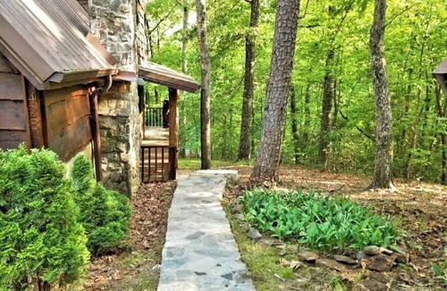 Lake Lure Cabin | Private log home beach/lakes/river/Canoe/pet