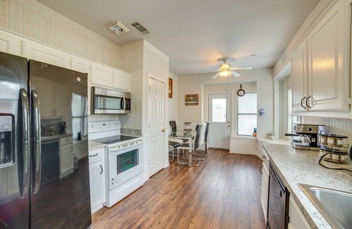 Garland House | Private Patio & Grill! Garland Retreat Near Golf
