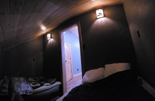 Town of Webb Cabin | Private Seasonal lake views of 1st. Lake 5 mins to town. Snowmobile off property