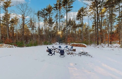 Center Conway House | Private spacious retreat w/large yard: near town, skiing, hiking & attractions