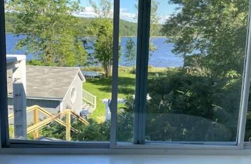 Winterport House | Private Waterfront Cottage