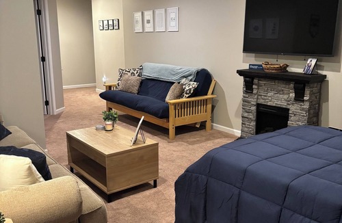 State College Apartment | PSU - 1 bedroom apartment in State College 4 miles to Beaver Stadium!