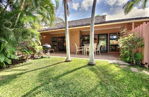 Historic Lahaina Front Street House | Puamana 80-4 Superior Garden View