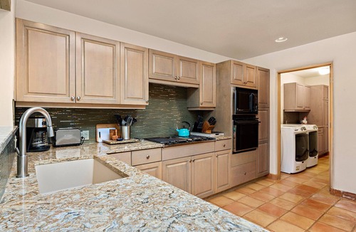 Quail Run House | Quail Run 717 | Kiva Fireplace | Private Patio | Golf Course | Pool & Hot Tub | Tennis & Pickleball