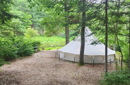 Frankfort RV Rental | Quaint 1-bedroom Bell Tent in charming Frankfort, ME perfect for nature lovers.