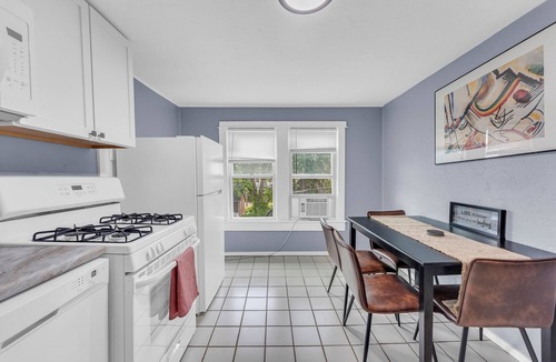 Little Italy Apartment | Quaint 2BR in Historical Little Italy