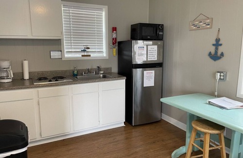 Pottsboro Cabin | Quaint cabin at Little Mineral Marina: Cabin 4
