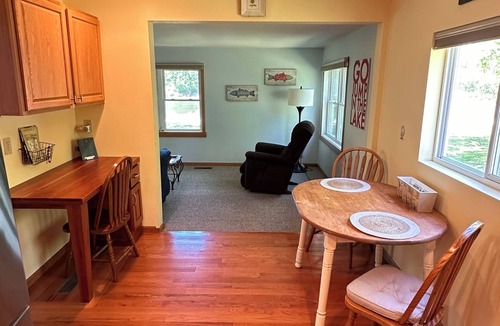 Trempealeau Cottage | Quaint Cottage Nestled in Driftless Region: Bike, Hike, Bird & Boat
