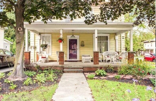 Watkins Glen Apartment | Quaint Guest House with walkable locale!