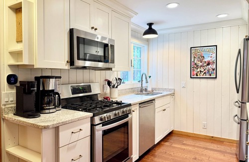 Ellicottville Cabin | Quaint lodge set on a tranquil wooded lot in Ellicottville