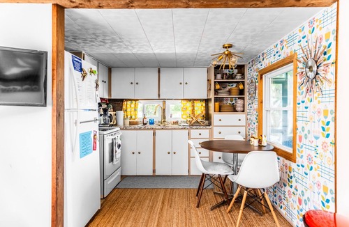 South Gouldsboro House | Quaint waterfront bungalow on Schoodic Peninsula.