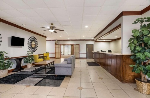 Alice Hotel | Quality Inn Alice