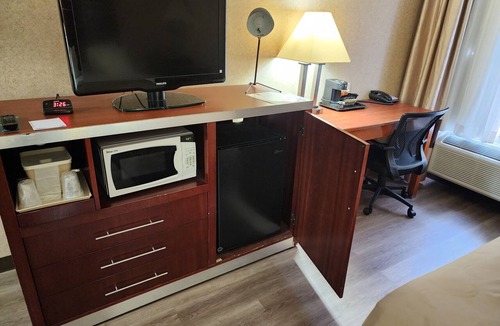 Clarion Hotel | Quality Inn Clarion