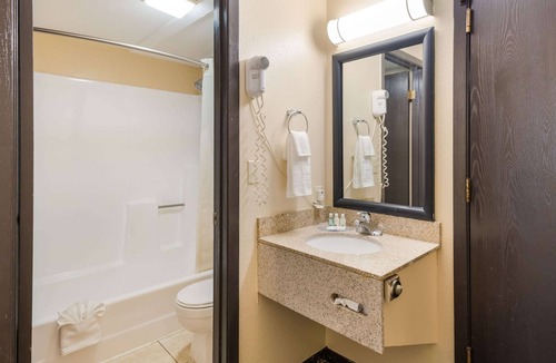 Clovis Hotel | Quality Inn Clovis