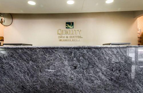 Fairview Hotel | Quality Inn & Suites Fairview - Erie