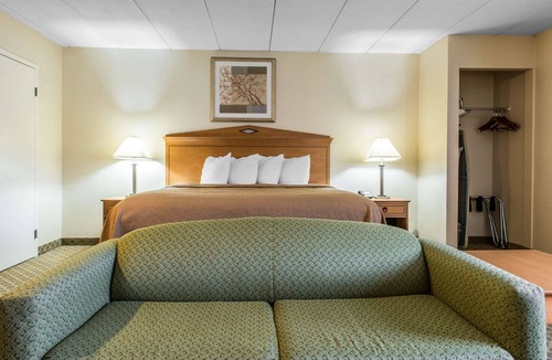 Fairview Hotel | Quality Inn & Suites Fairview - Erie