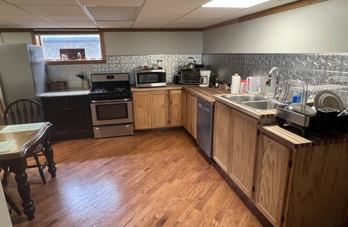 Wellsboro Cabin | Queen Suite w/Shared Amenities Near Town + Trails
