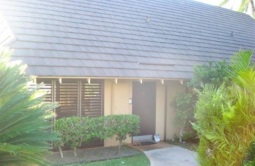Maunaloa Condo | Quiet Beachfront Cottage