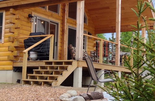 Surry Cabin | Quiet cabin in the woods with beautiful ocean views on the rocky Maine coast!