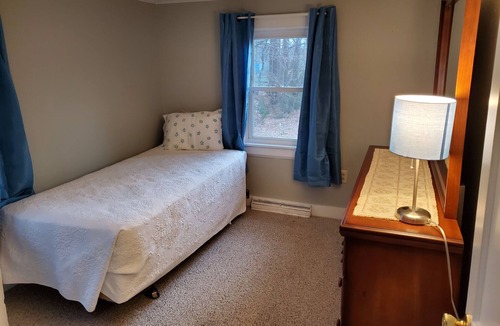 Wareham Center Cottage | Quiet Doll Cottage..