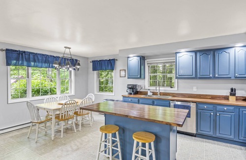 Northville House | Quiet lake front home with private shoreline