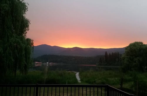 Clearwater House | Quiet Lake Front House with great view. Large deck and yard with its own dock!