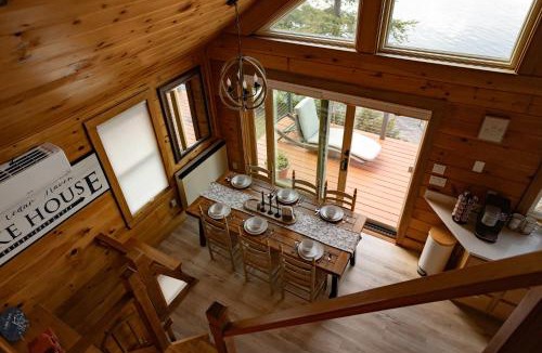 Sidney House | Red Cedar Haven Lakeside Tranquility
