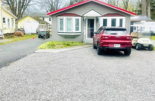 South Lima House | Red Roof Cottage in Livonia