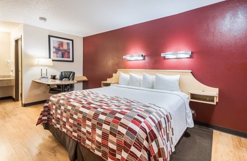 Grove City Hotel | Red Roof Inn Columbus - Grove City