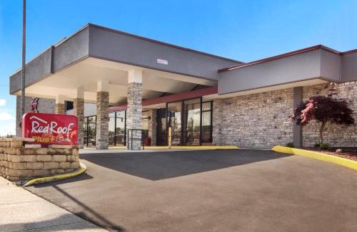 Erie Hotel | Red Roof Inn PLUS & Suites Erie