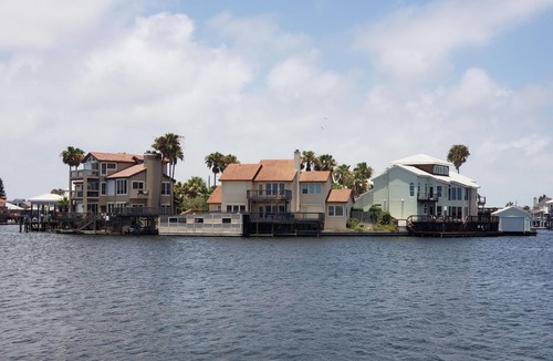 Corpus Christi Condo | REEL Paradise! *Perfect Couple's Retreat or Big Fun For A Small Family*