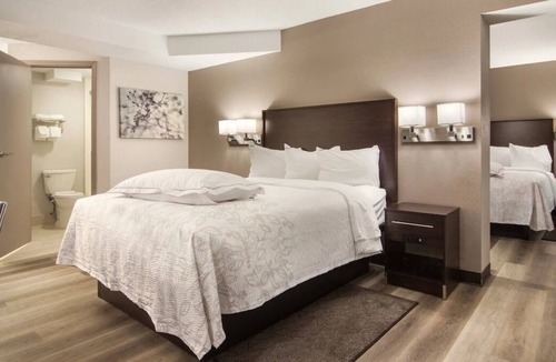 Erie House | Relax and Unwind! Pet-Friendly Property, Free Parking