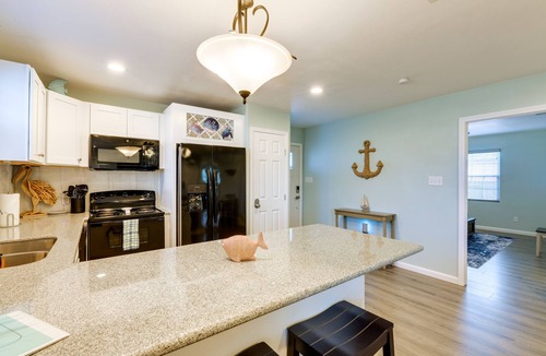 Rockport Cottage | Relax at Heron Bay Cottage in Rockport, Texas!
