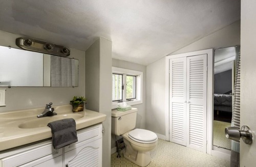 South Portland House | Relaxing 3 BD Home: Close to Downtown Portland