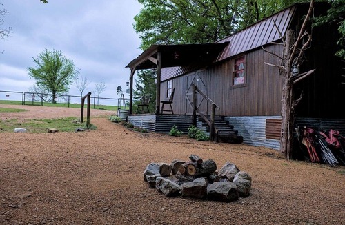 Farmersville Cabin | Relaxing Cabin with Private Lake and Plenty of Outdoor Activities