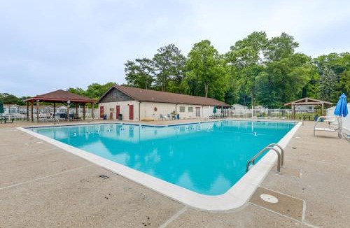 Ocean Pines House | Relaxing Family Getaway, Quiet Area Mins from OC